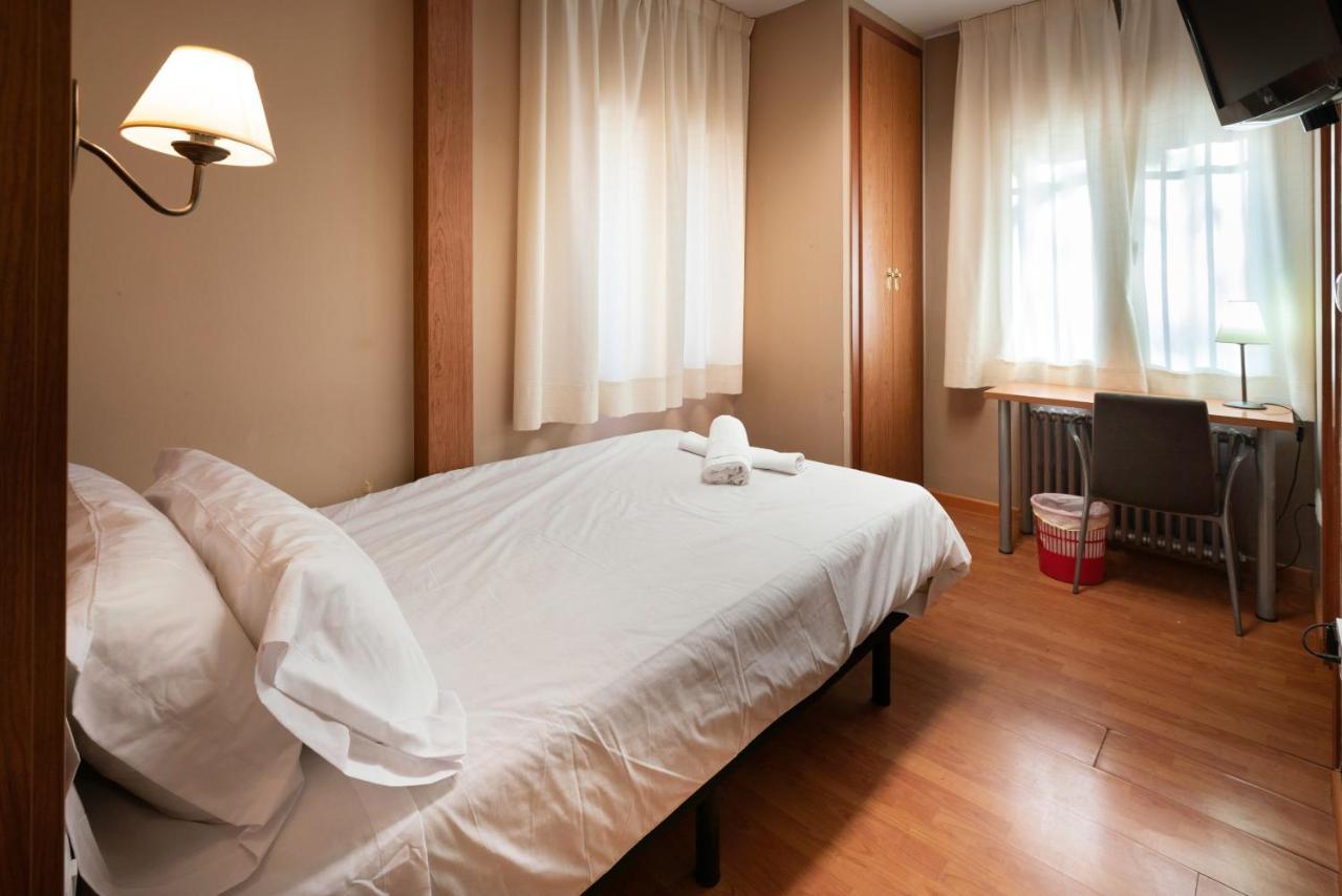 Hostel Residenza Zamora Zewnętrze zdjęcie